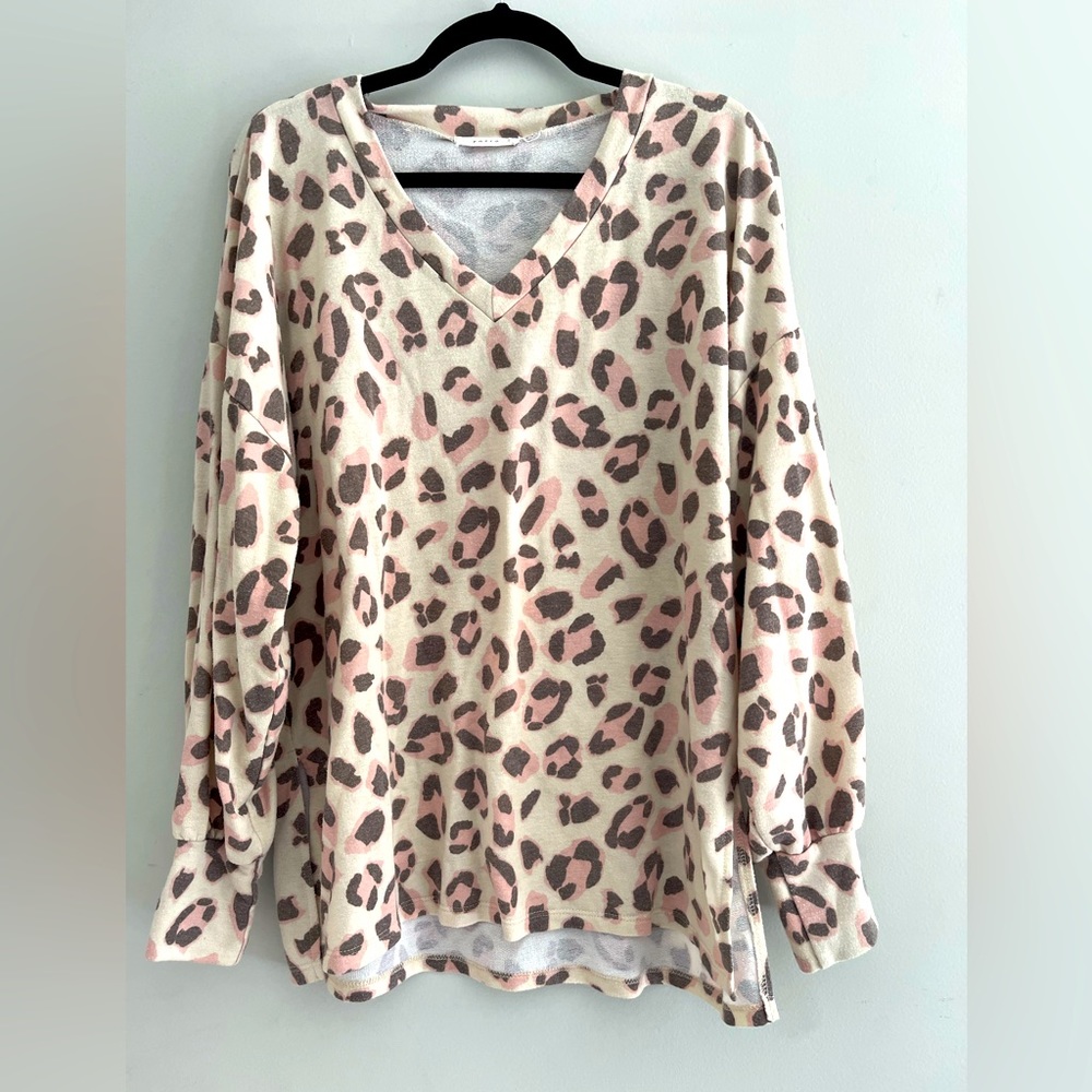 Entro leopard print blouse